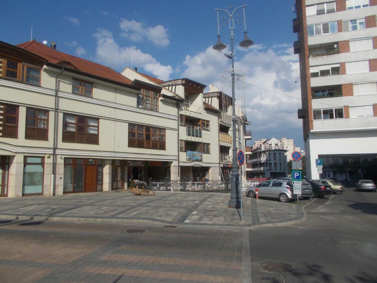 Retron Szinva-Lux Hotel Miskolc Exterior foto